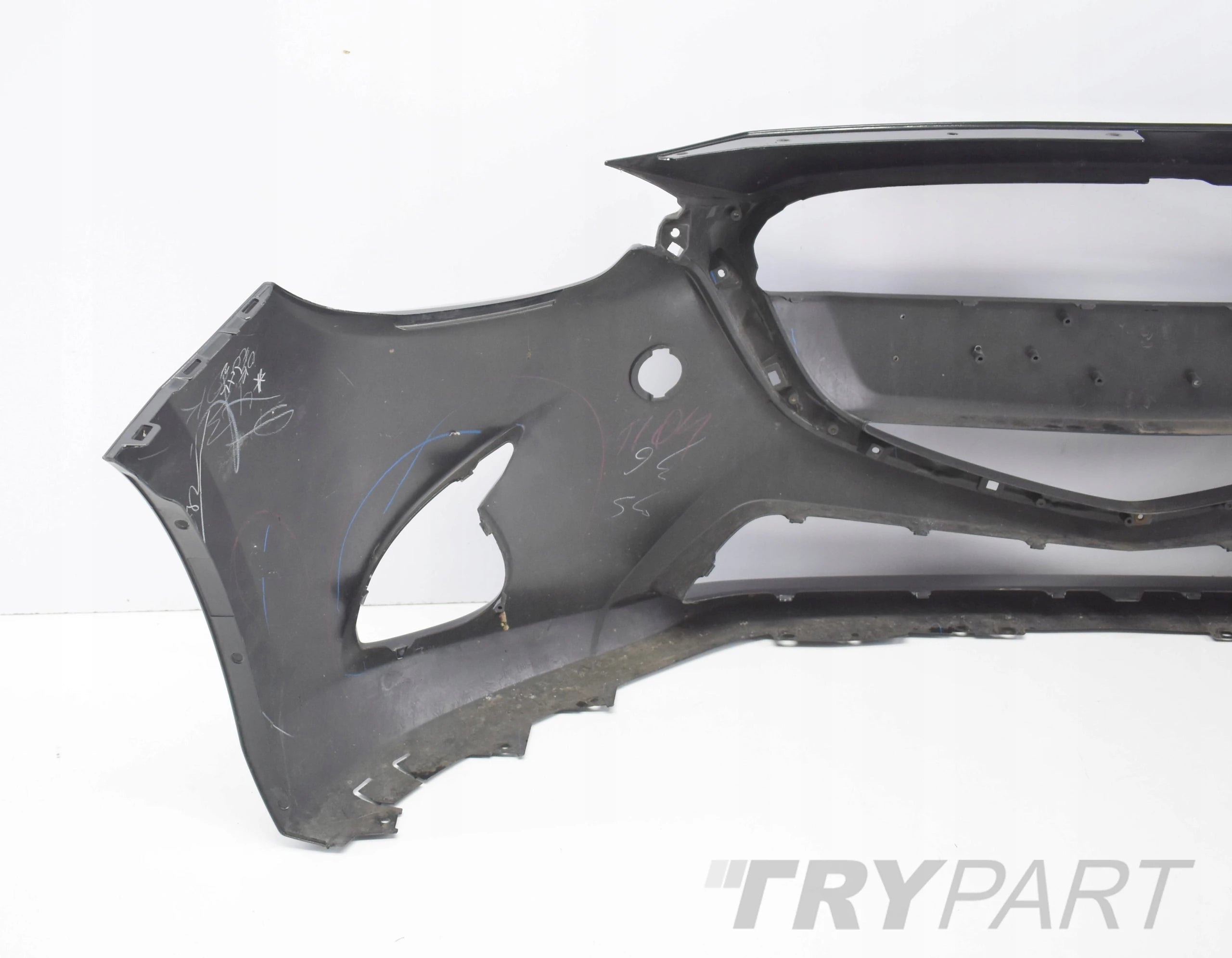 MAZDA II LIFT FRONT BUMPER EXCELLENT ORIGINAL CONDITION