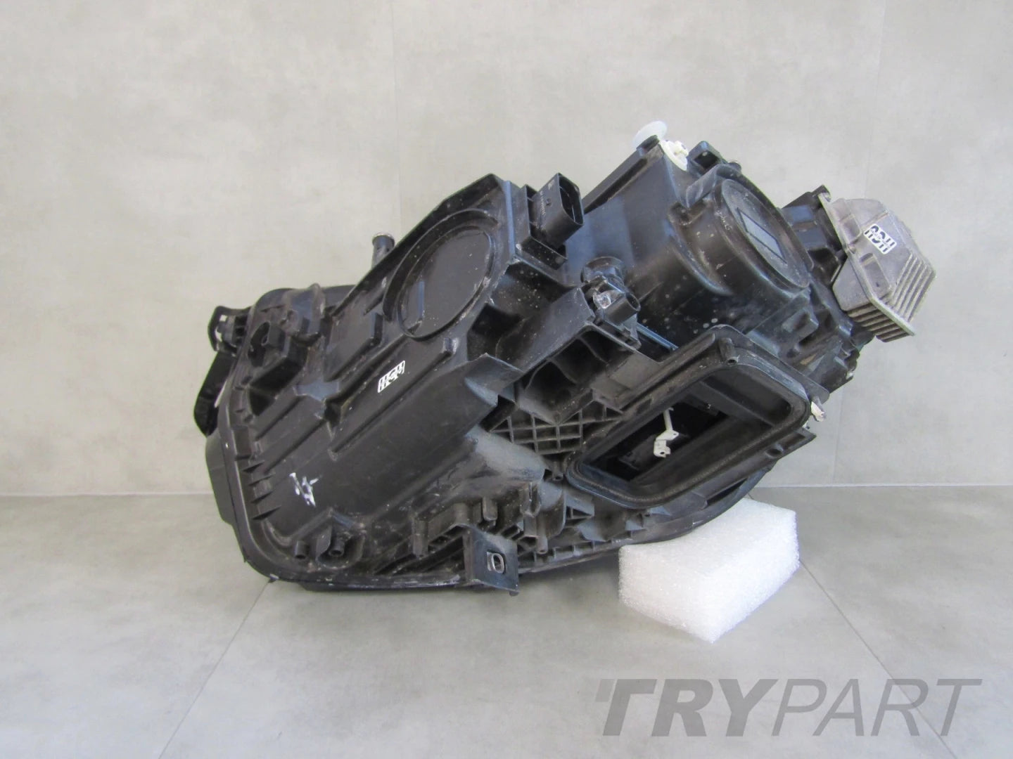 MERCEDES EQA EQB FULL LED PERFORMANCE HEADLIGHT RH 21-24