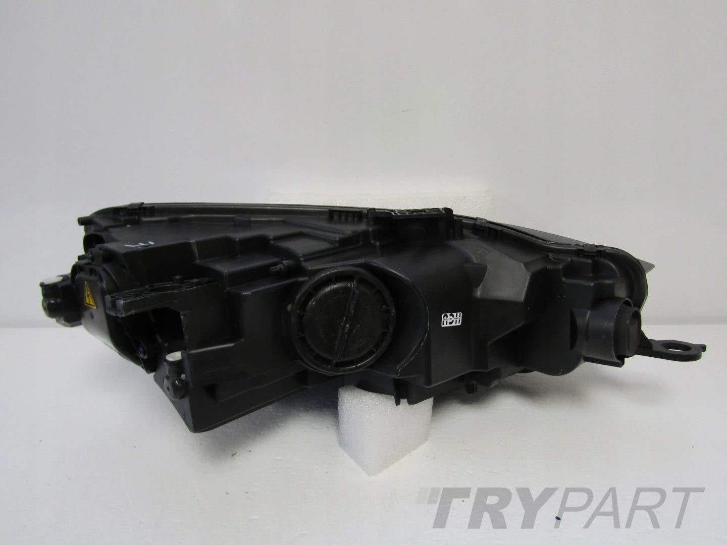 AUDI A5 8W HEADLIGHT XENON NON-SWIVEL 16-19 LH