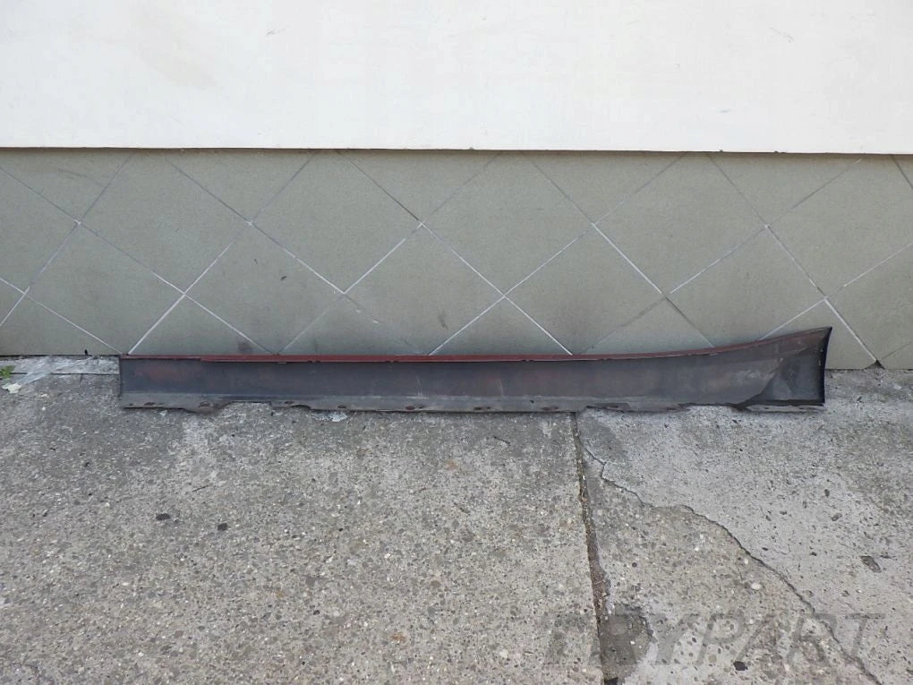 BMW 1 F20 Right Door Sill Trim