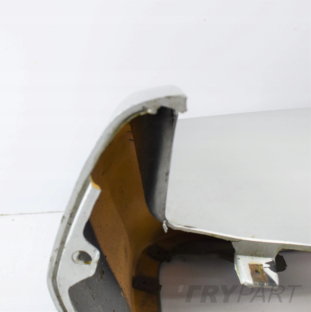 CHEVROLET CAMARO III FRONT BUMPER 82+ ORG