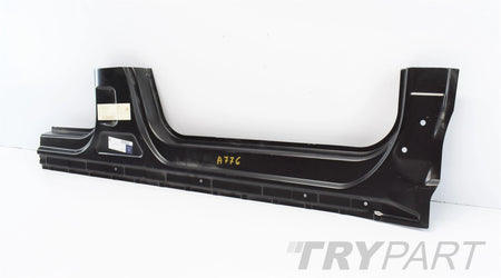 MERCEDES A CLASS W169 RIGHT SILL POST CLADDING