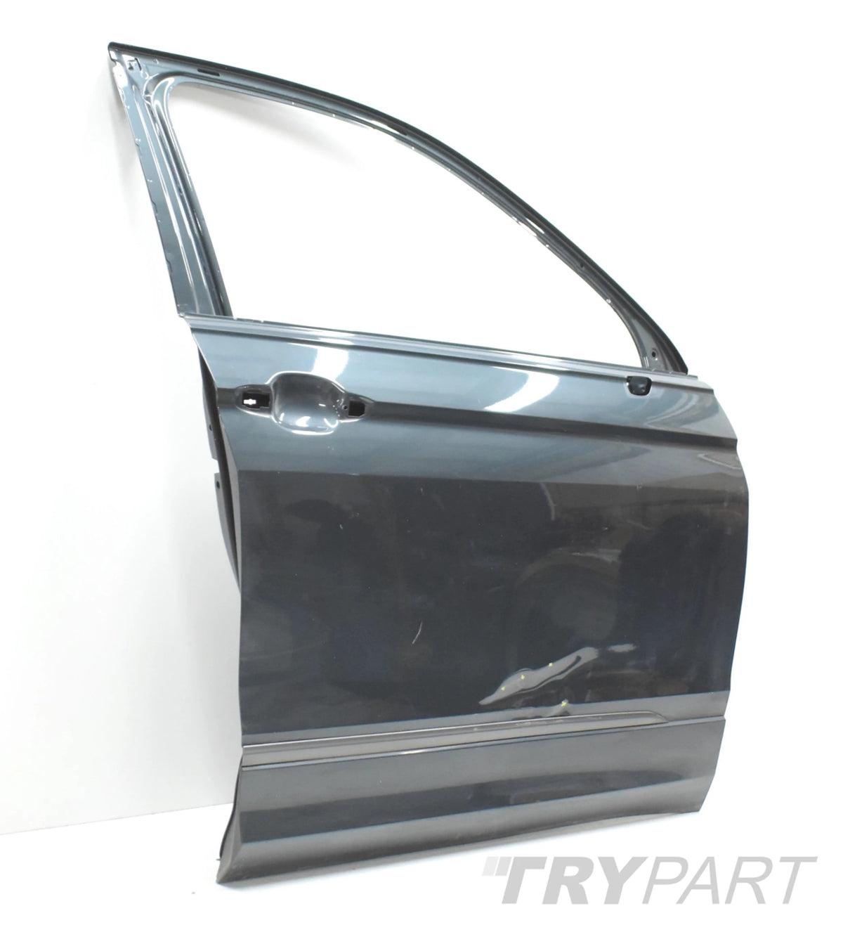 VW TIGUAN II 5NN ALLSPACE RIGHT FRONT DOOR ORG