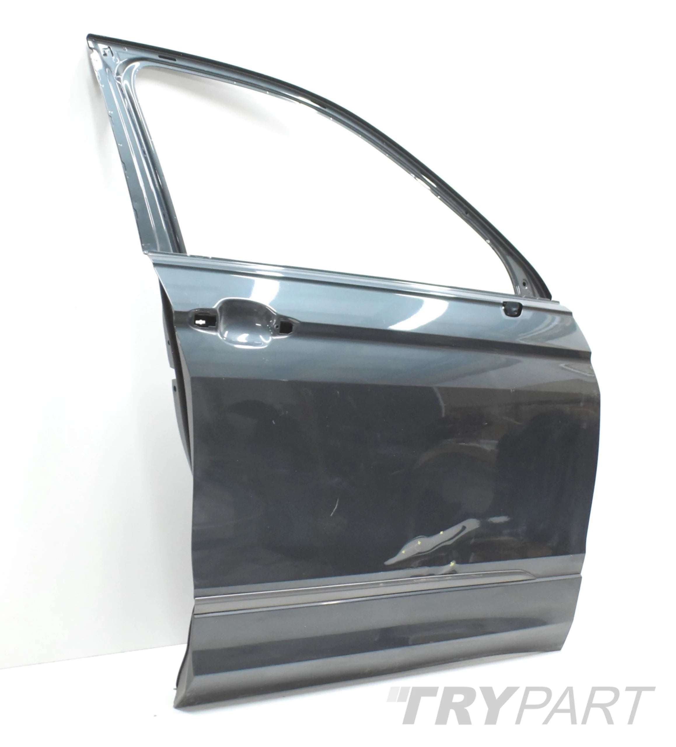 VW TIGUAN II 5NN ALLSPACE RIGHT FRONT DOOR ORG