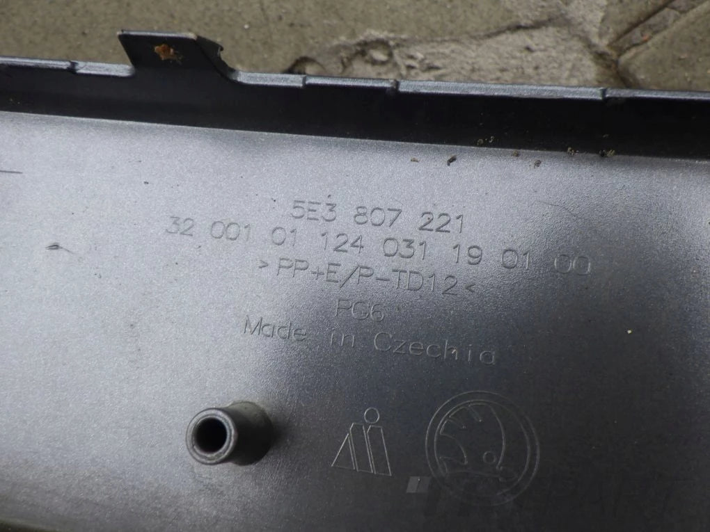 SKODA OCTAVIA 4 IV 5E3 19- Front Bumper