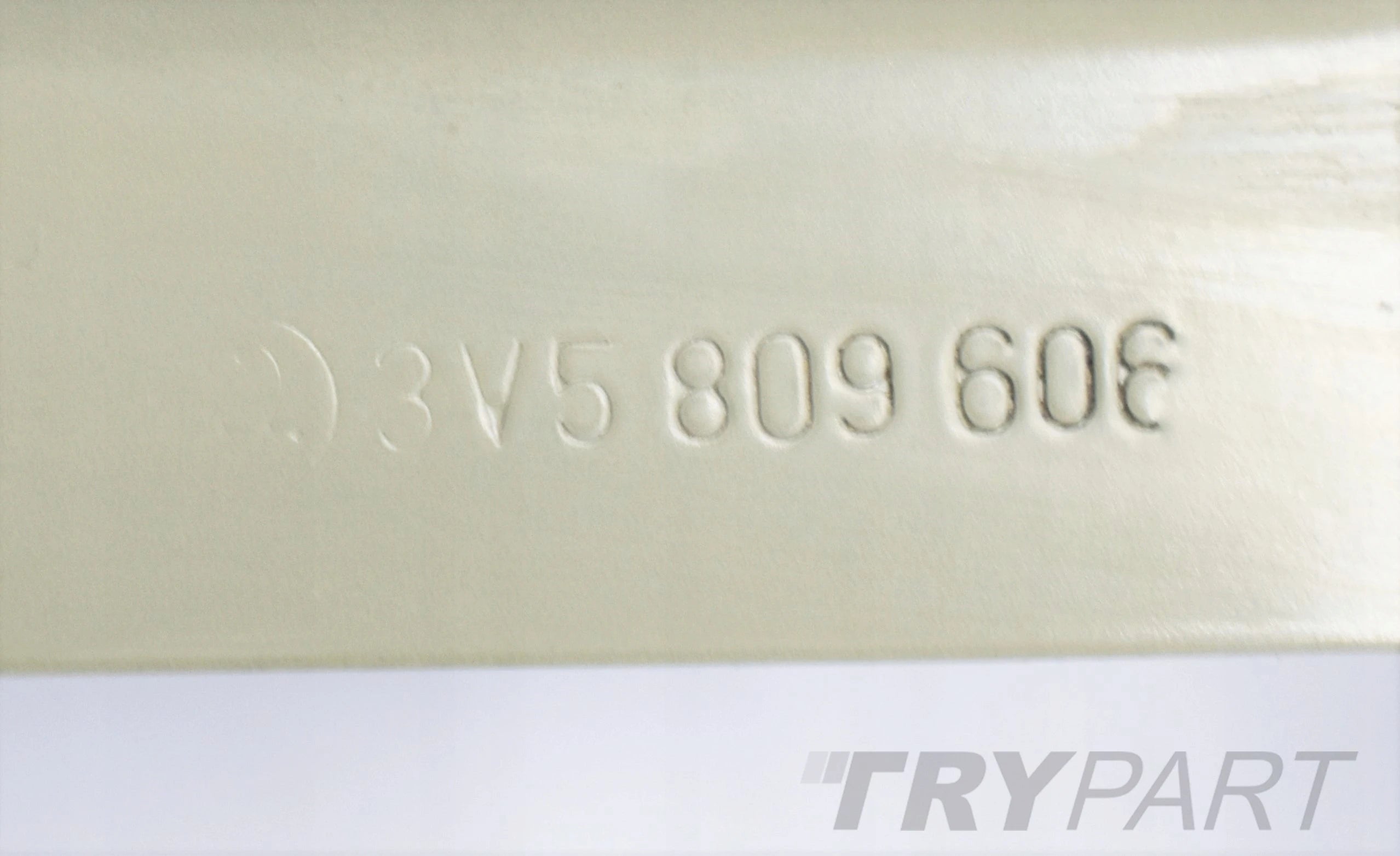 SUPERB III 3V RIGHT BODY PILLAR SILL FRAME ORG