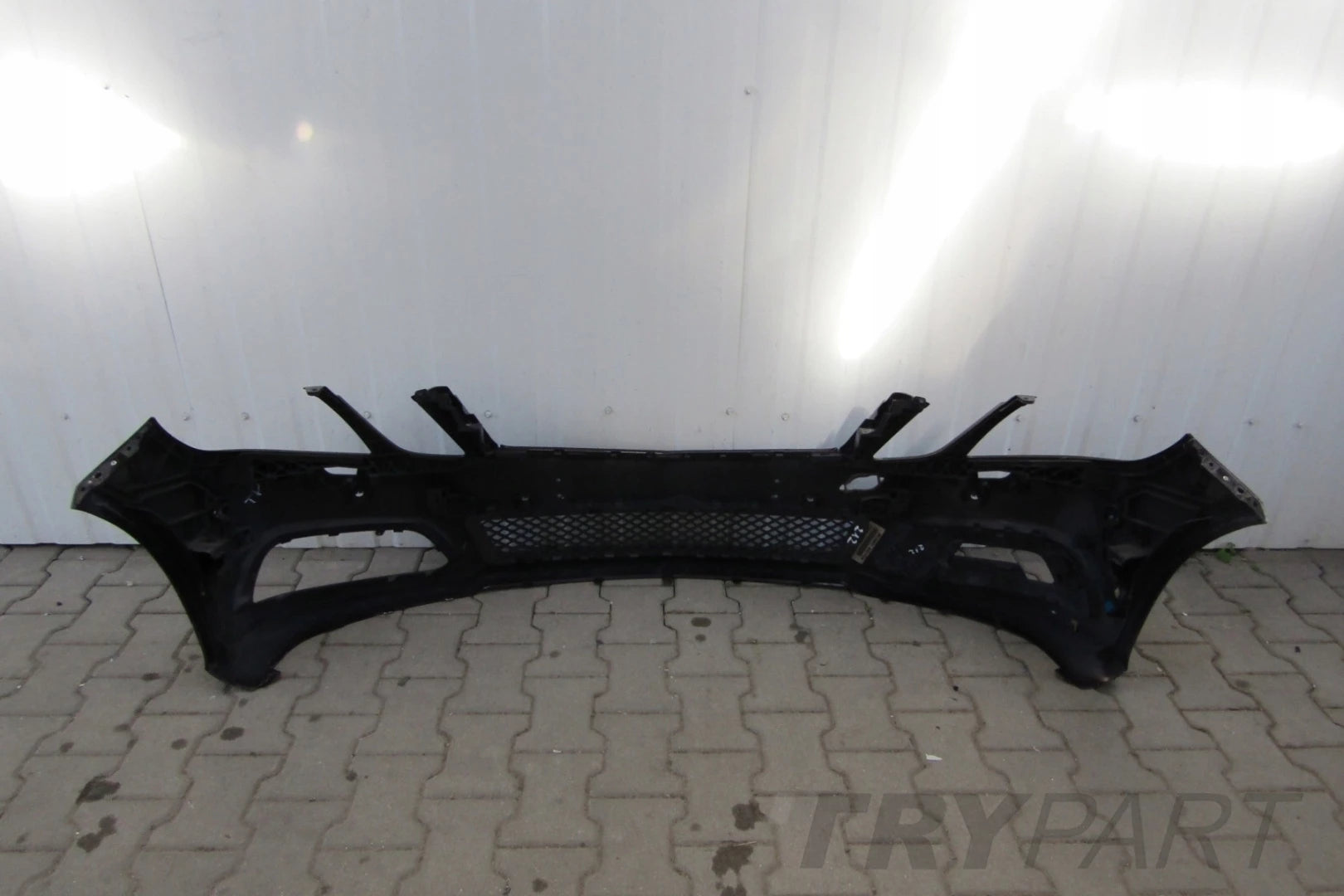 Front Bumper Mercedes E-Class 212 09-12 AVANTGARDE