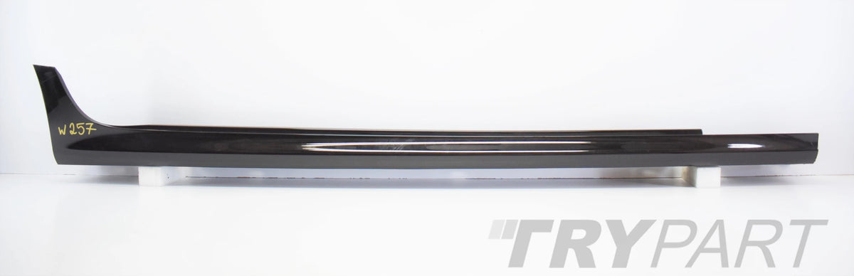 MERCEDES CLS W257 RIGHT SILL COVER ORG