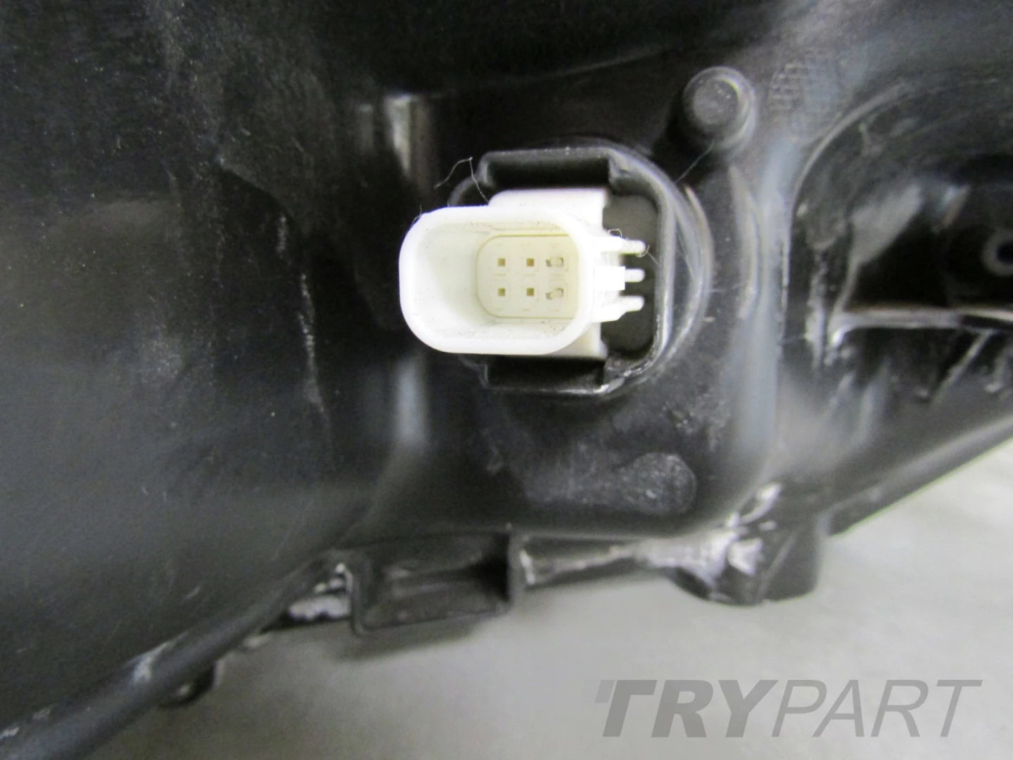HEADLIGHT TOYOTA YARIS CROSS STANDARD LENS + LED 20-23 LH