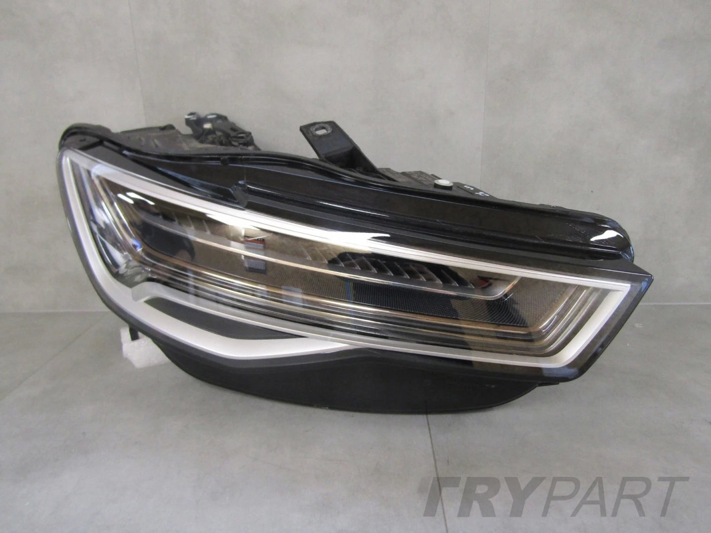 FRONT HEADLIGHT AUDI A6 RS6 C7 LIFT MATRIX 14-18 RH RIGHT 4G0941036