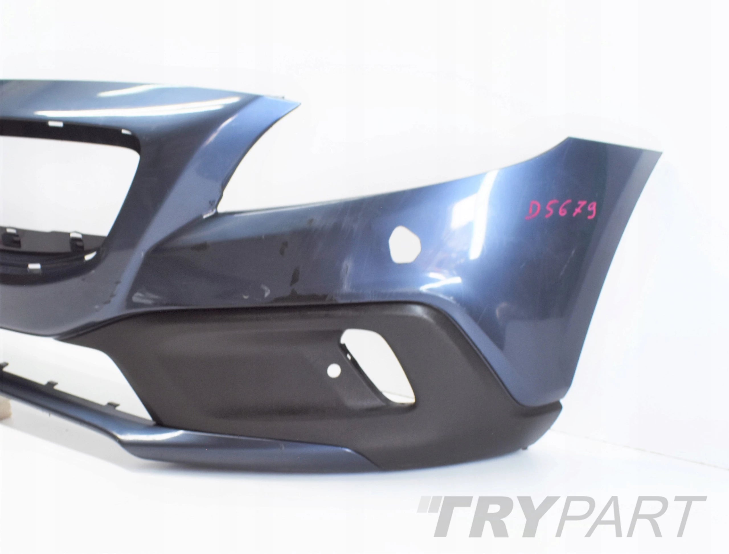 VOLVO V40 CROSS COUNTRY FRONT BUMPER SUPER CONDITION