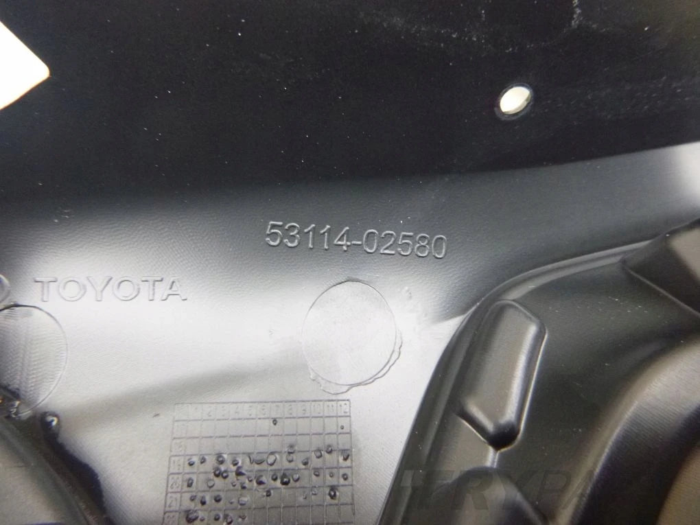TOYOTA COROLLA E21 SEDAN 18- Grille Trap