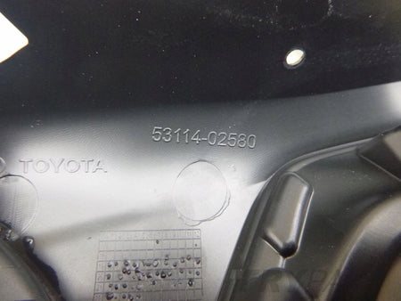 TOYOTA COROLLA E21 SEDAN 18- Grille Trap