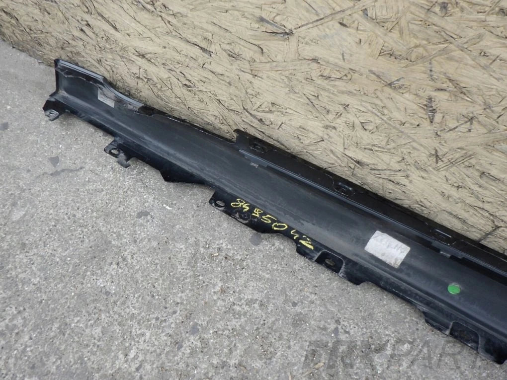 BMW 2 G42 M PACKAGE COUPE 22- Right Sill Trim