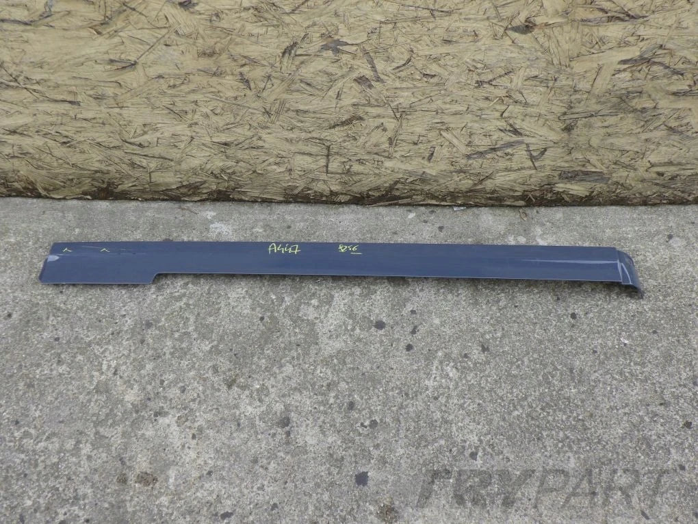 MERCEDES VITO V CLASS W447 14- Rear Right Fender Trim