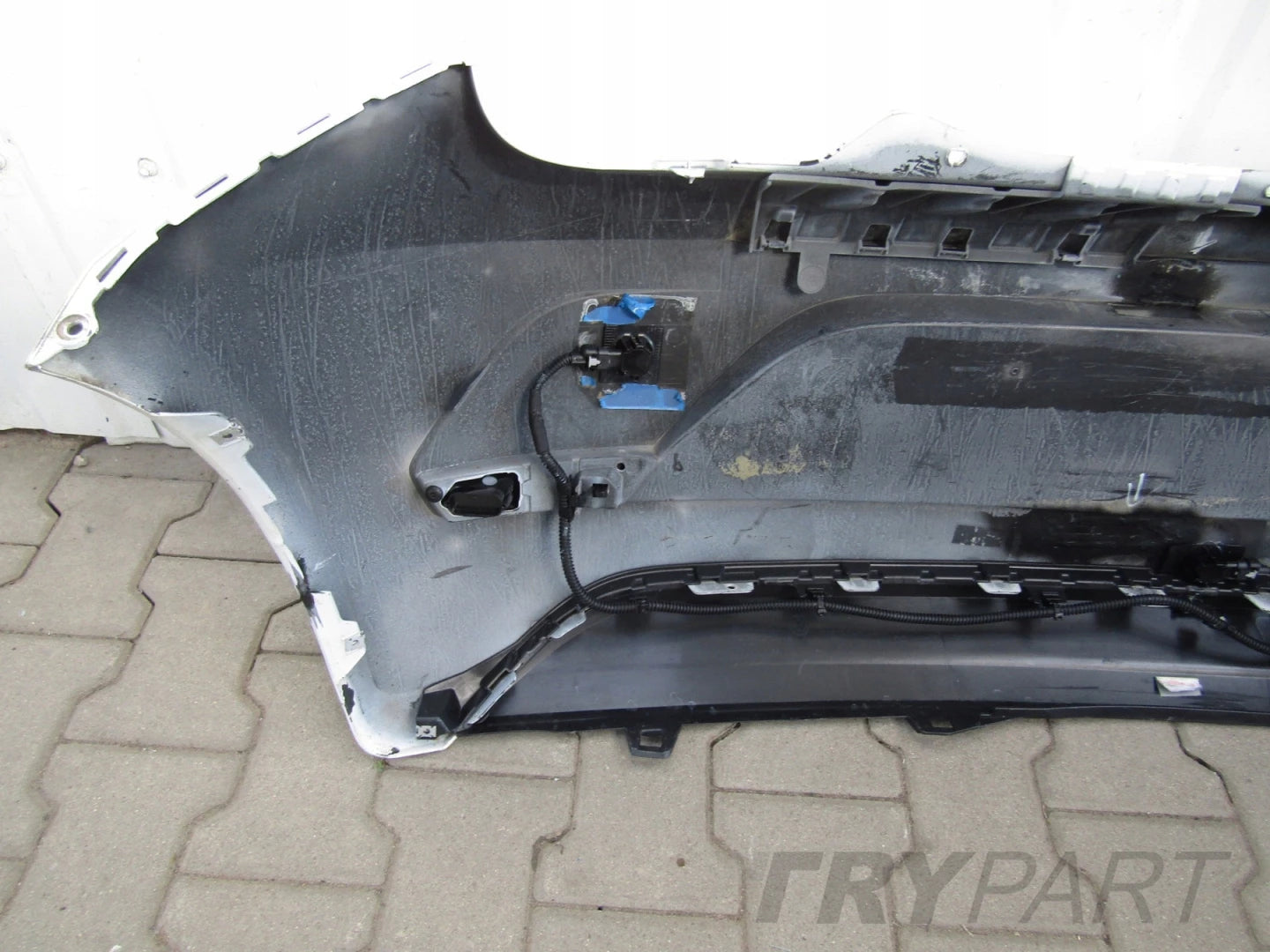 VW Up Lift Rear Bumper 16- (PDC)