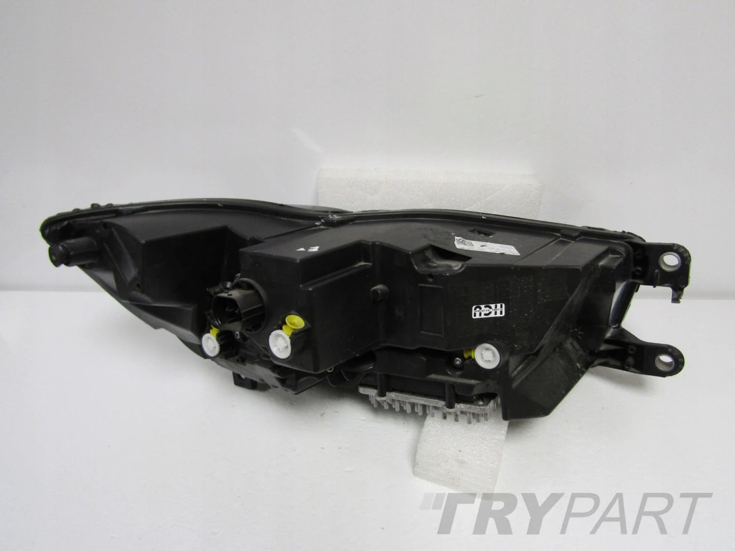 FRONT HEADLIGHT JAGUAR I-PACE I PACE LED 18- LH J9D3-13W030BC