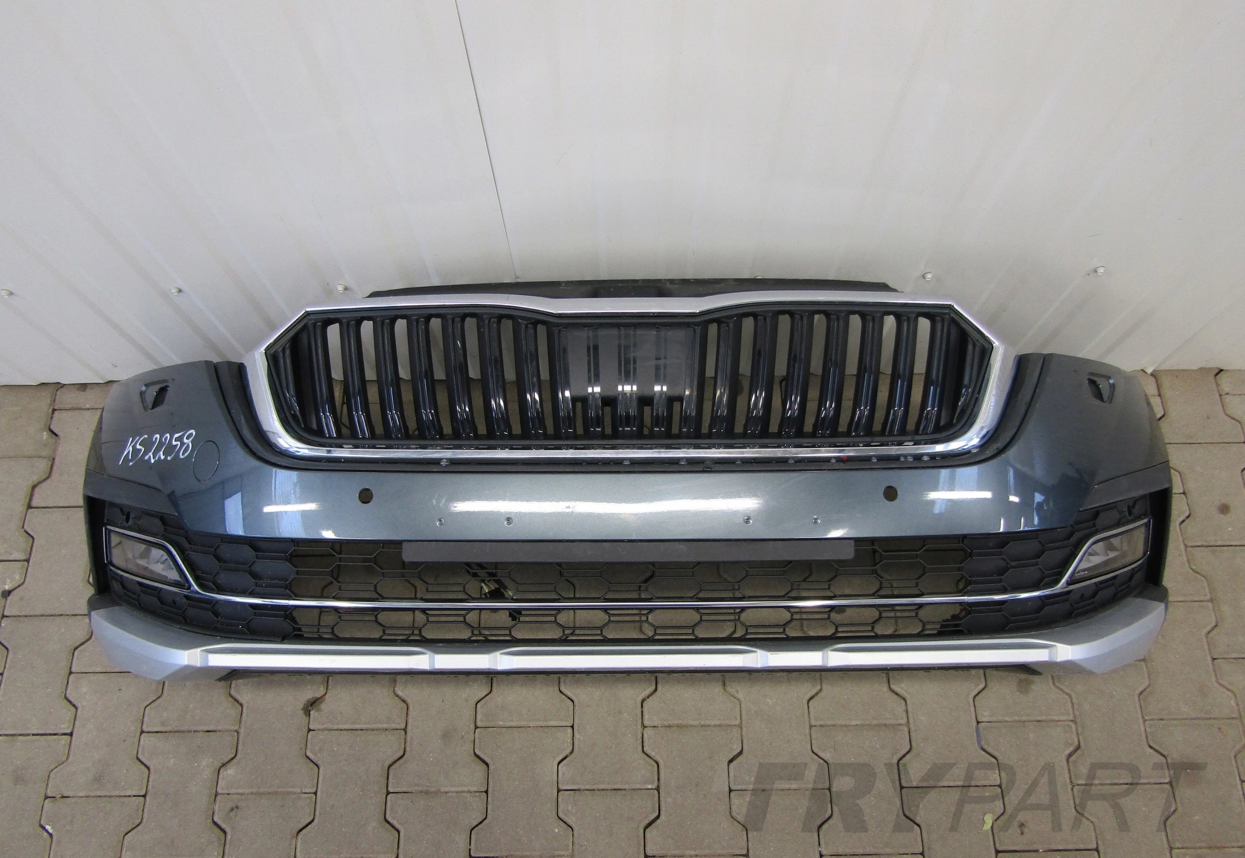 Front Bumper Skoda Octavia Scout 4 IV 5E3 19-