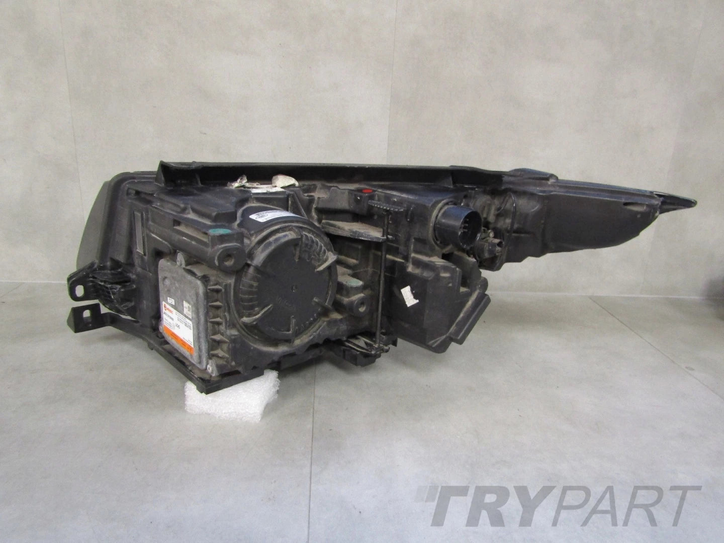 HEADLIGHT RANGE ROVER EVOQUE RH RIGHT XENON DJ3M-13W029ED 11-15