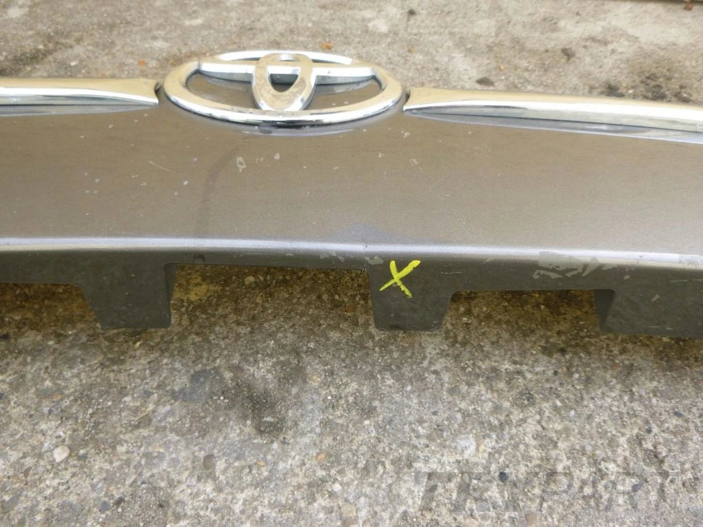 TOYOTA AVENSIS III T27 LIFT T29 tailgate trim