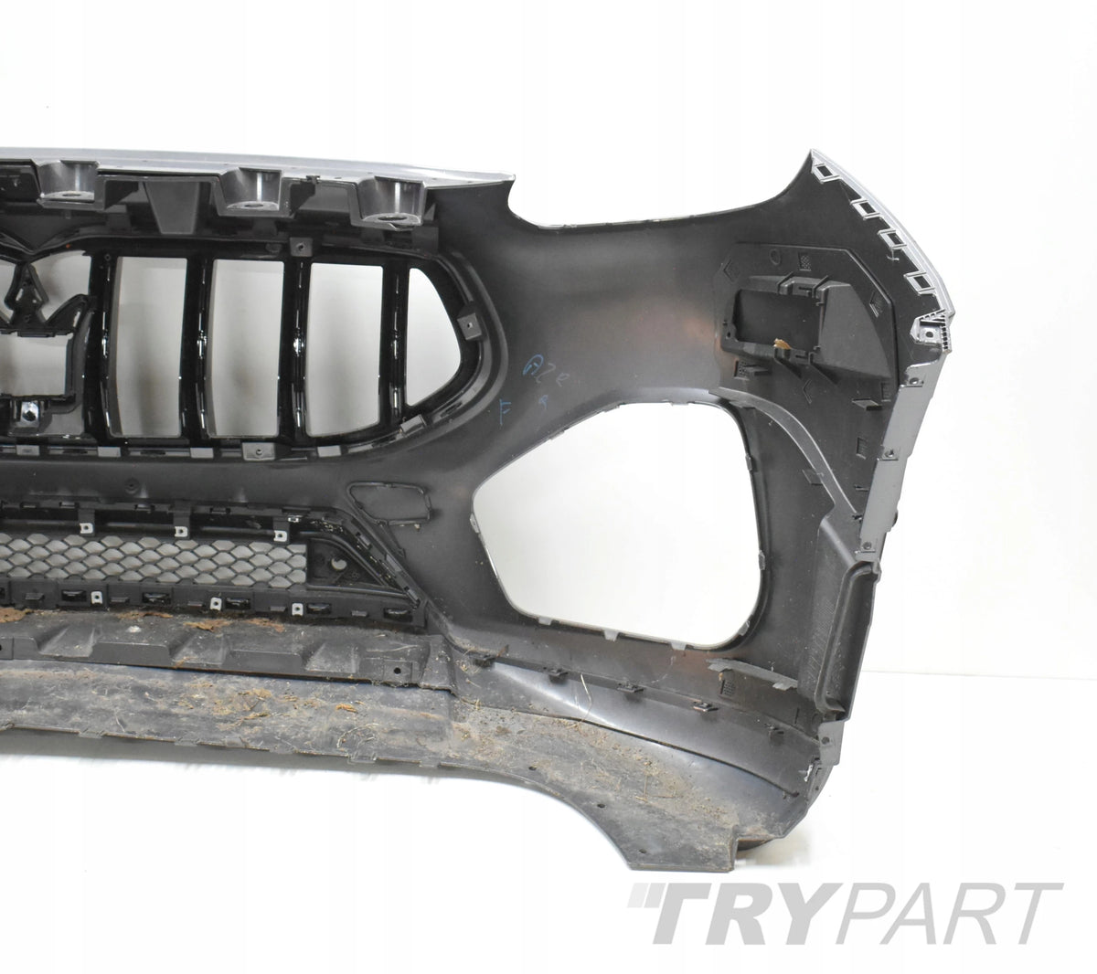 MASERATI GRECALE FRONT BUMPER ORG + GRILLE