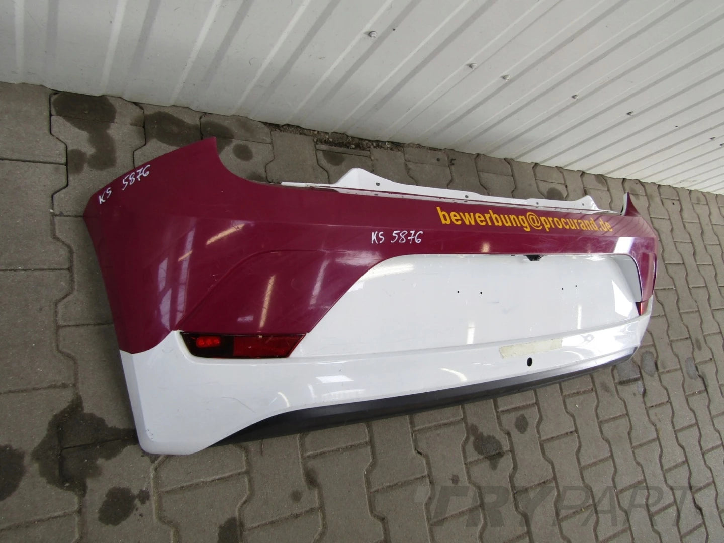 VW UP 1S6 Rear Bumper Lift 16- (Camera)