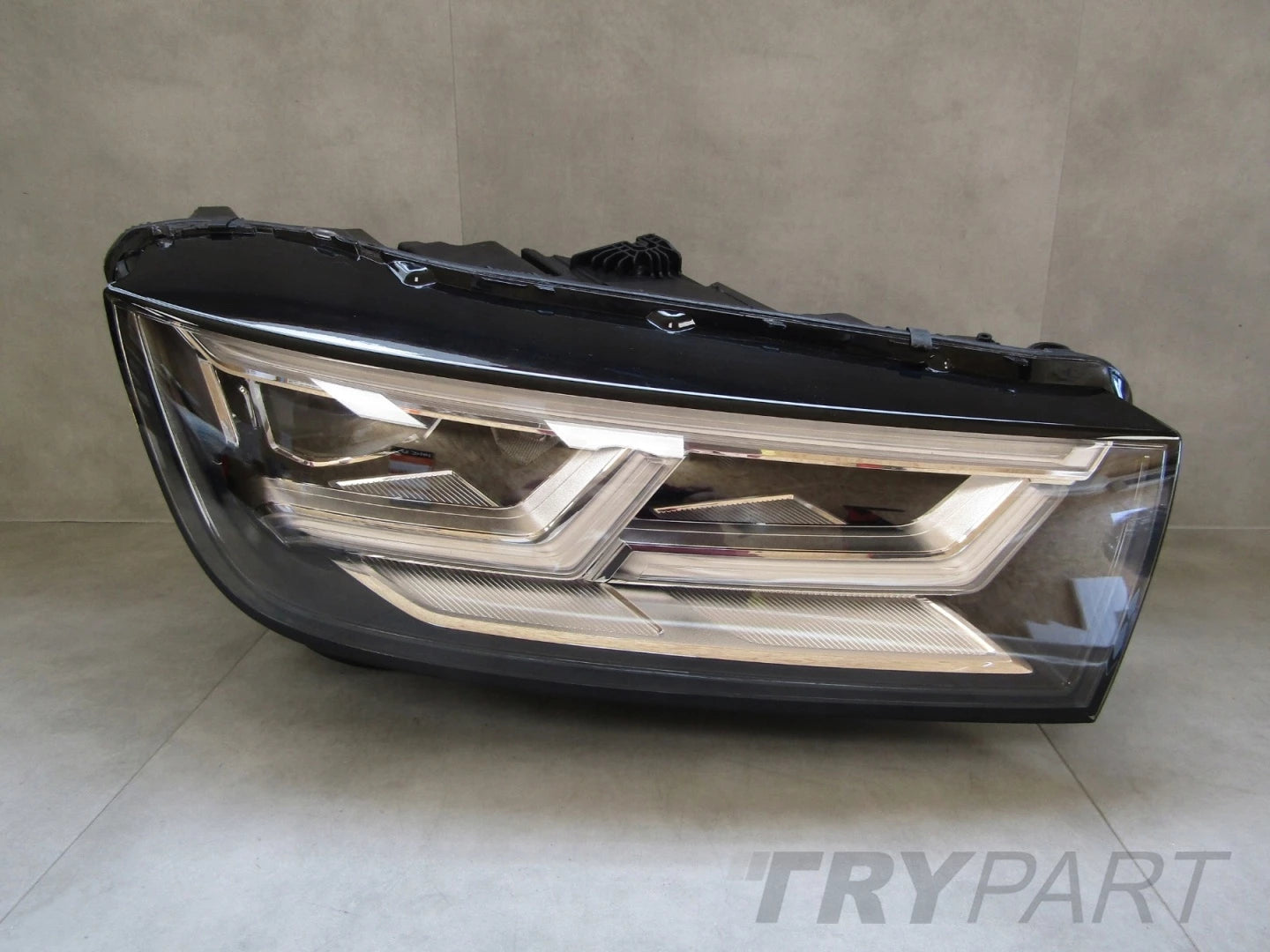 Audi Q5 80A FULL LED Headlight 16-21 RH RIGHT