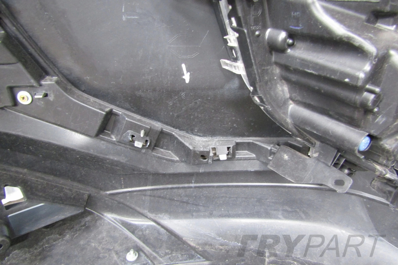 Mitsubishi Eclipse Cross 17- Front Bumper