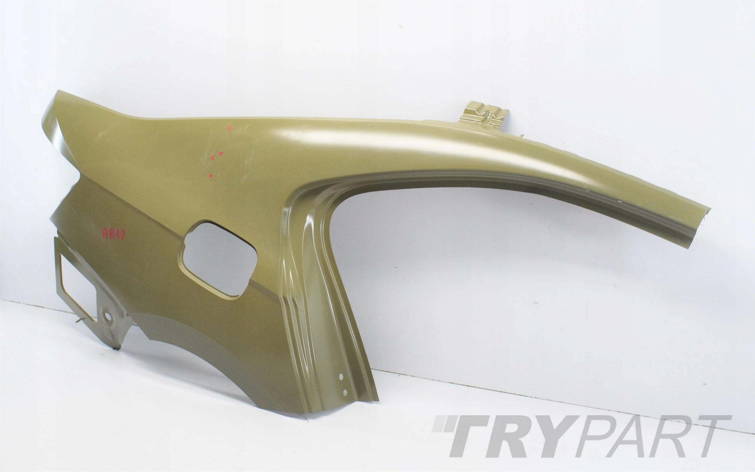 SUPERB III 3V5 RIGHT REAR FENDER HOUSING SEDAN