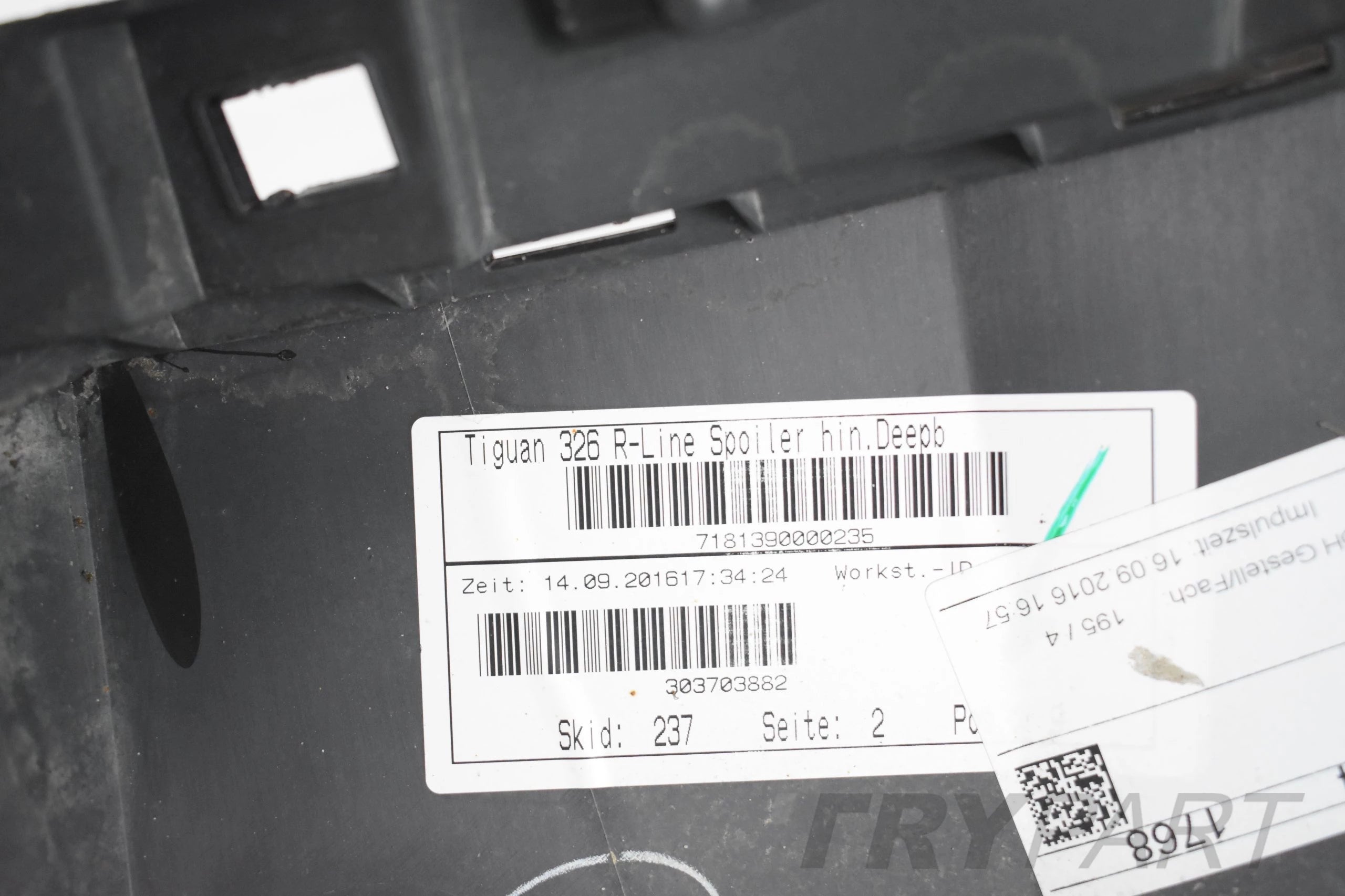 VW TIGUAN 5NA R LINE REAR BUMPER REAR GENUINE