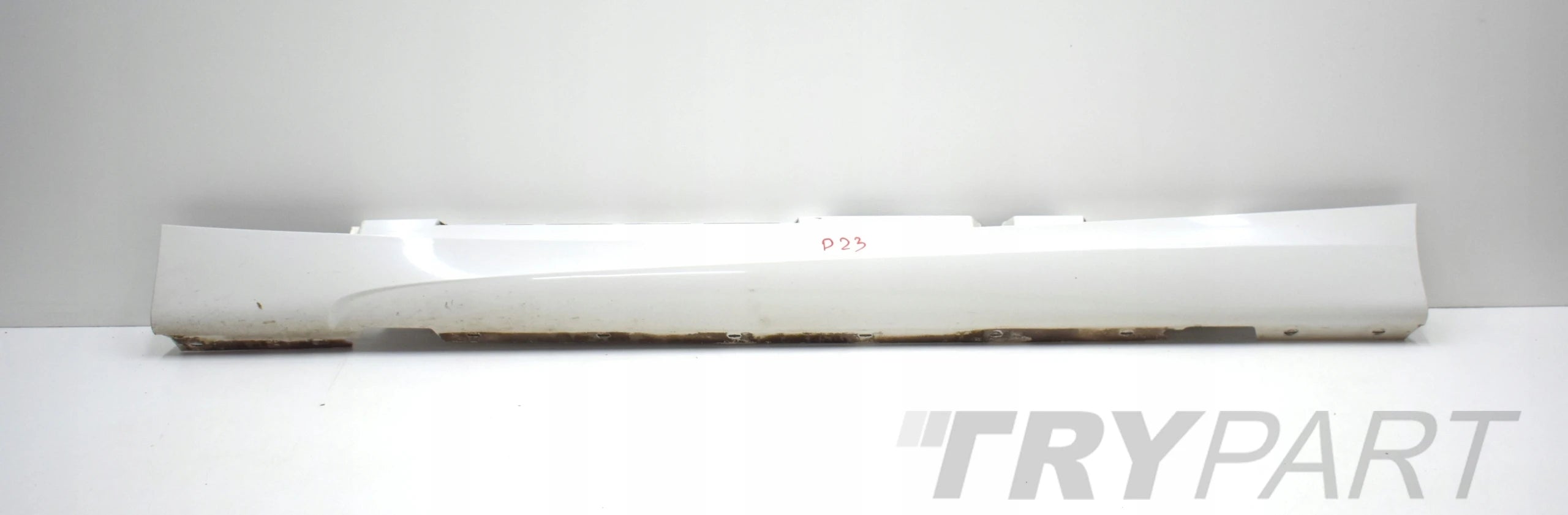 BMW E87 M PACKAGE LEFT SILL MOULDING ORG
