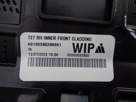 FORD MUSTANG MACH E MACH-E 21- Right Front Door Molding
