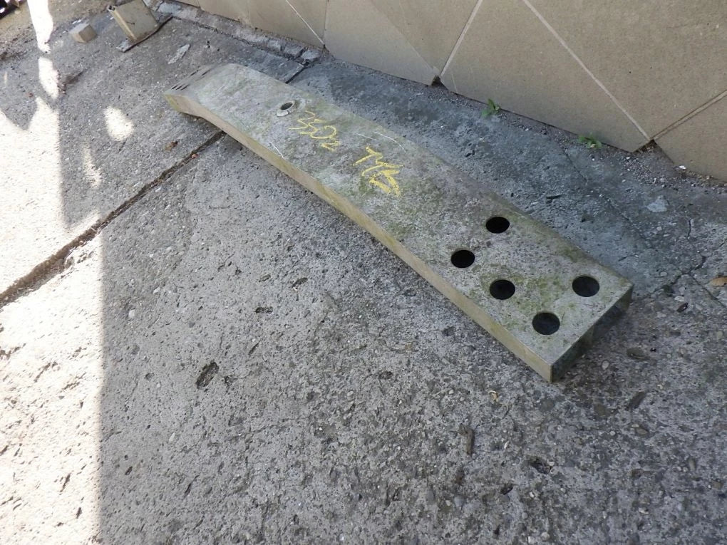 NISSAN 350 Z 350Z rear bumper beam