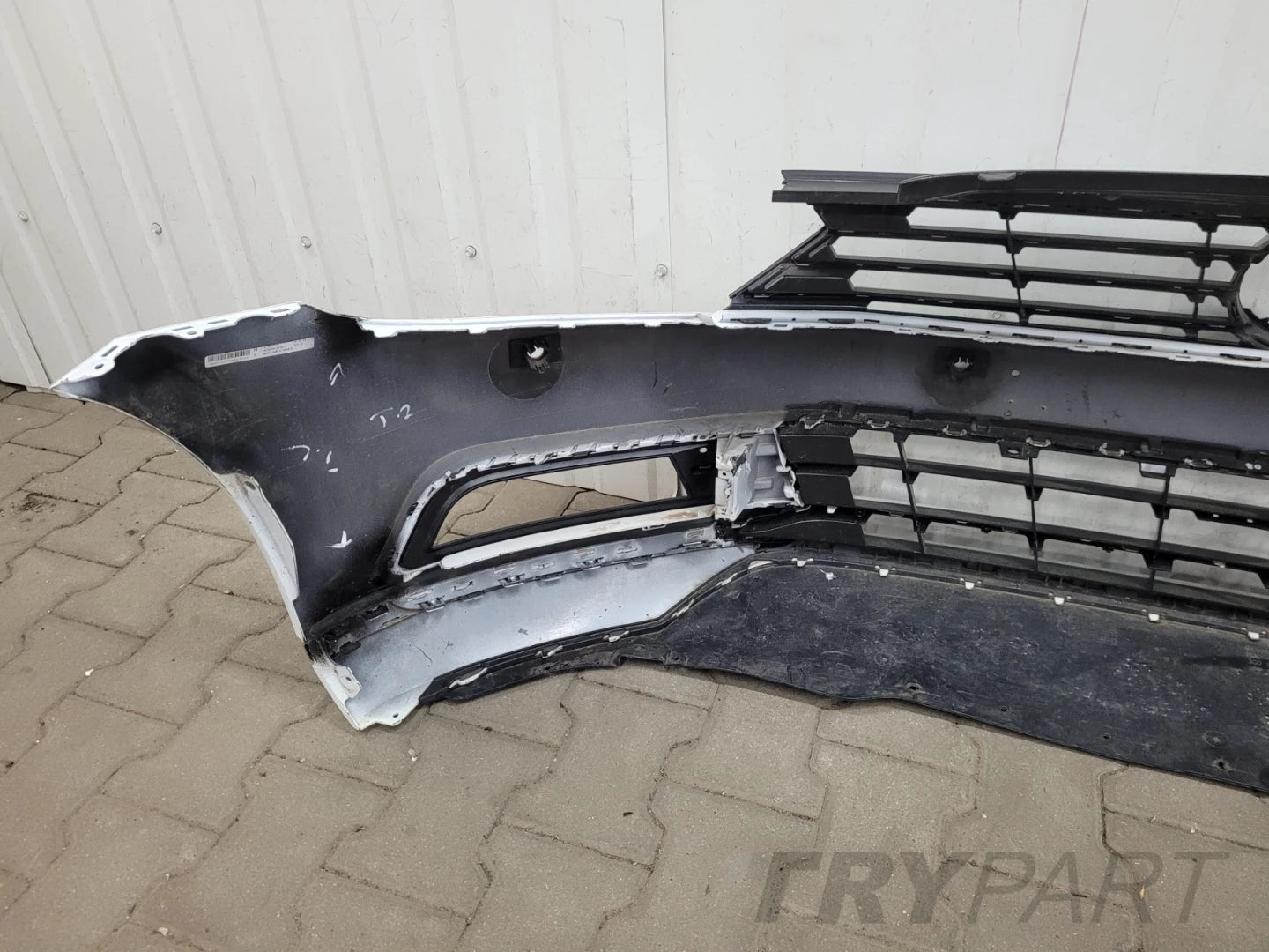 Front Bumper VW Passat B8 Highline 3G0 14-19