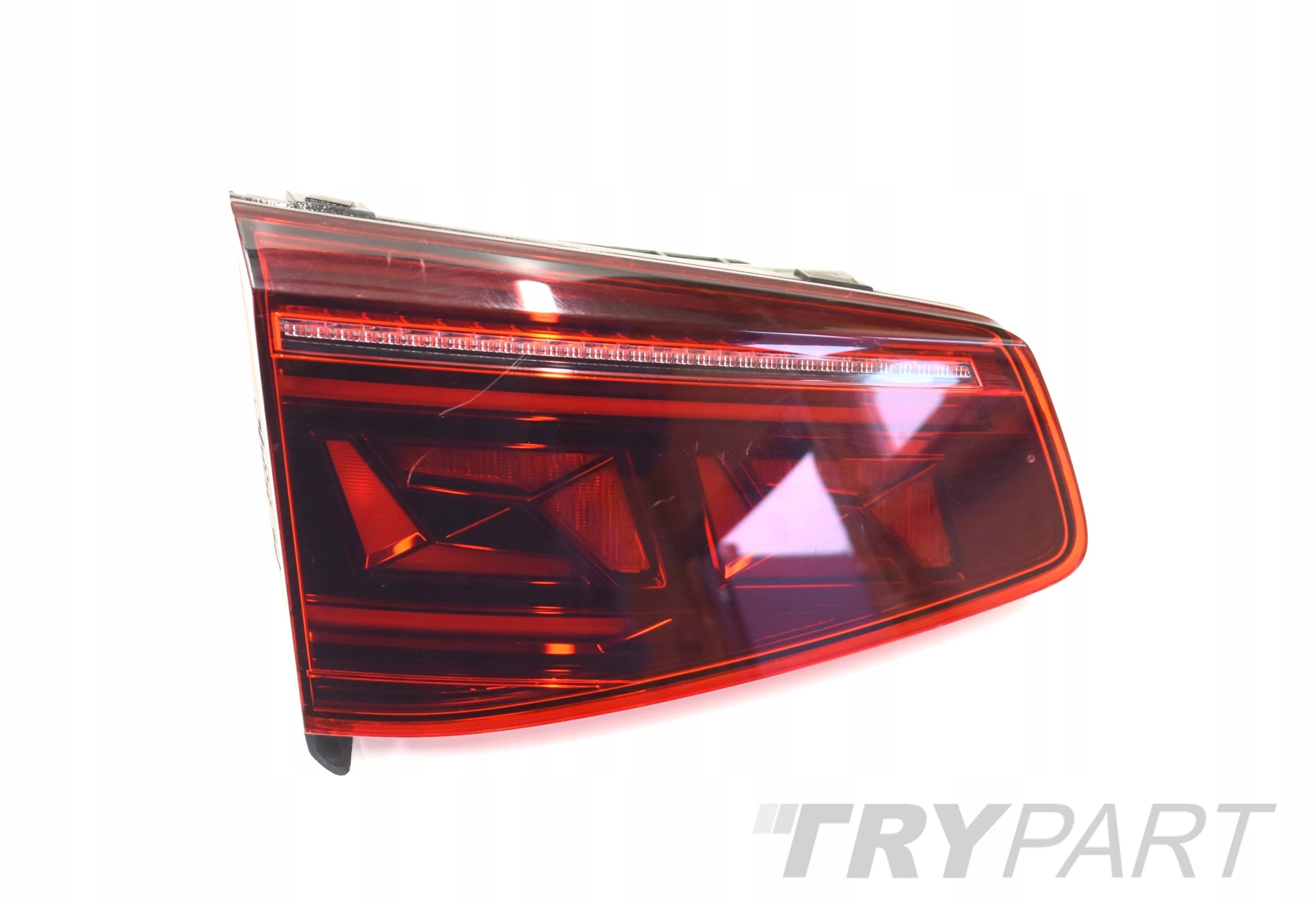 VW PASSAT B8 3G9 LIFT LEFT REAR TAILGATE LAMP ORG EU KOMBI