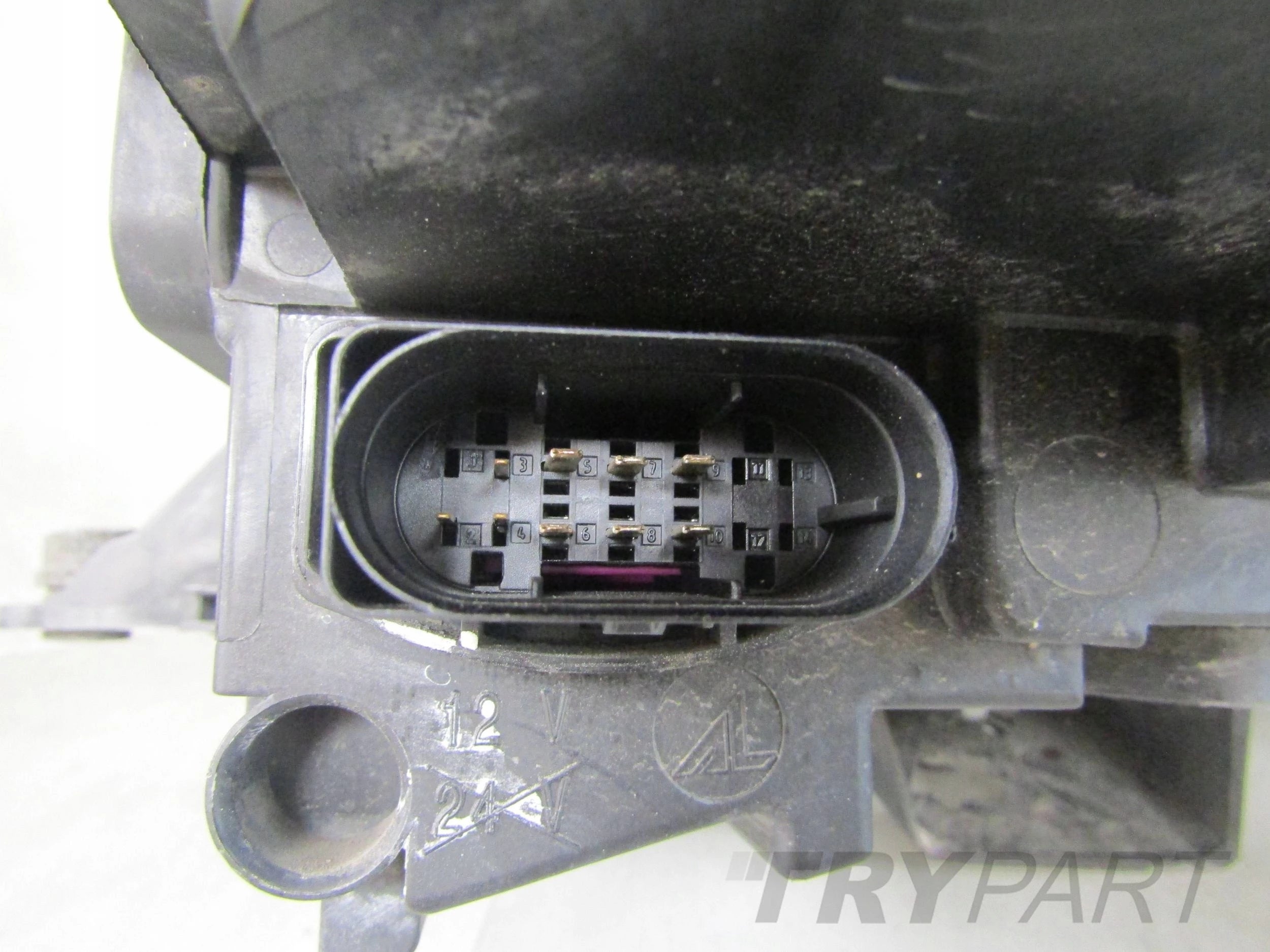 MERCEDES R CLASS LIFT HEADLIGHT LENS RIGHT RH 2518202861 09-14