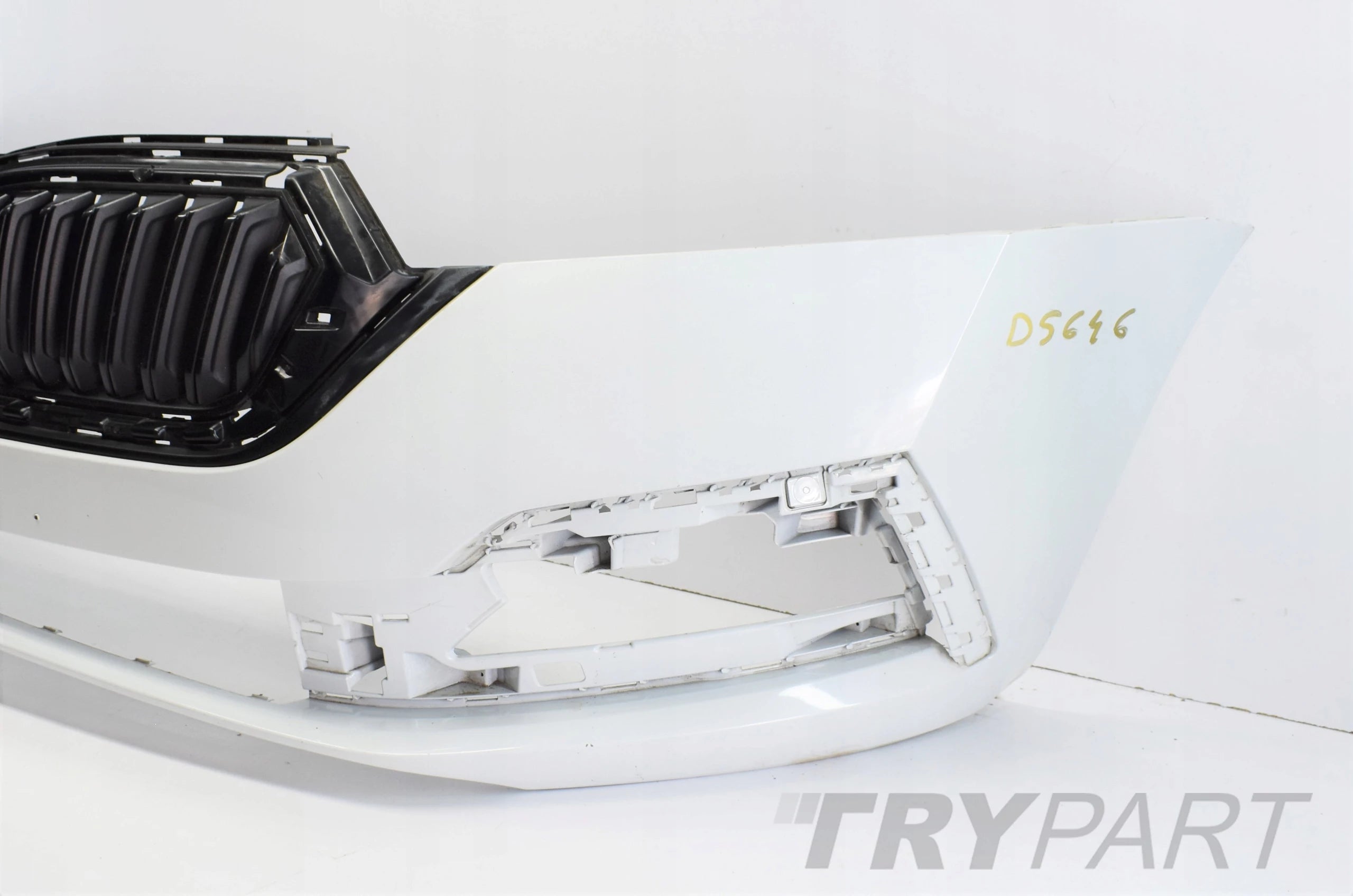 SKODA OCTAVIA IV 5E FRONT BUMPER ORG