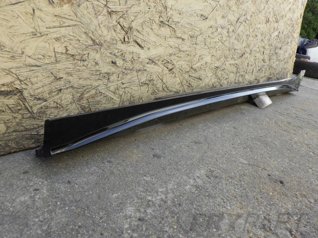 AUDI A5 SPORTBACK 8W 8W8 20- Left Sill Trim Strip