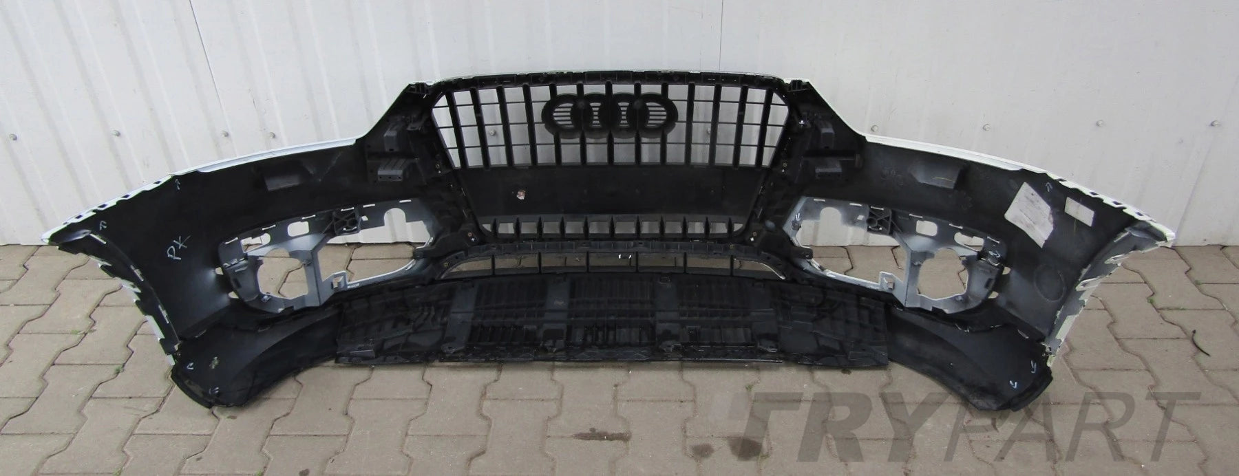 Front Bumper Audi Q3 8U0 11-14