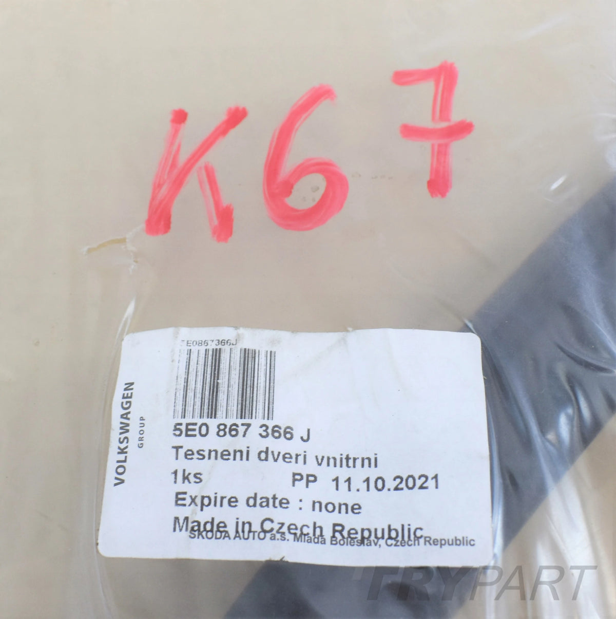 OCTAVIA III 5E RIGHT FRONT DOOR SEAL NEW