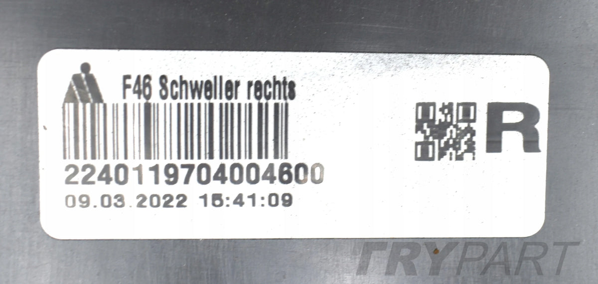 BMW F46 GRAN TOURER RIGHT SILL MOLDING ORG NEW