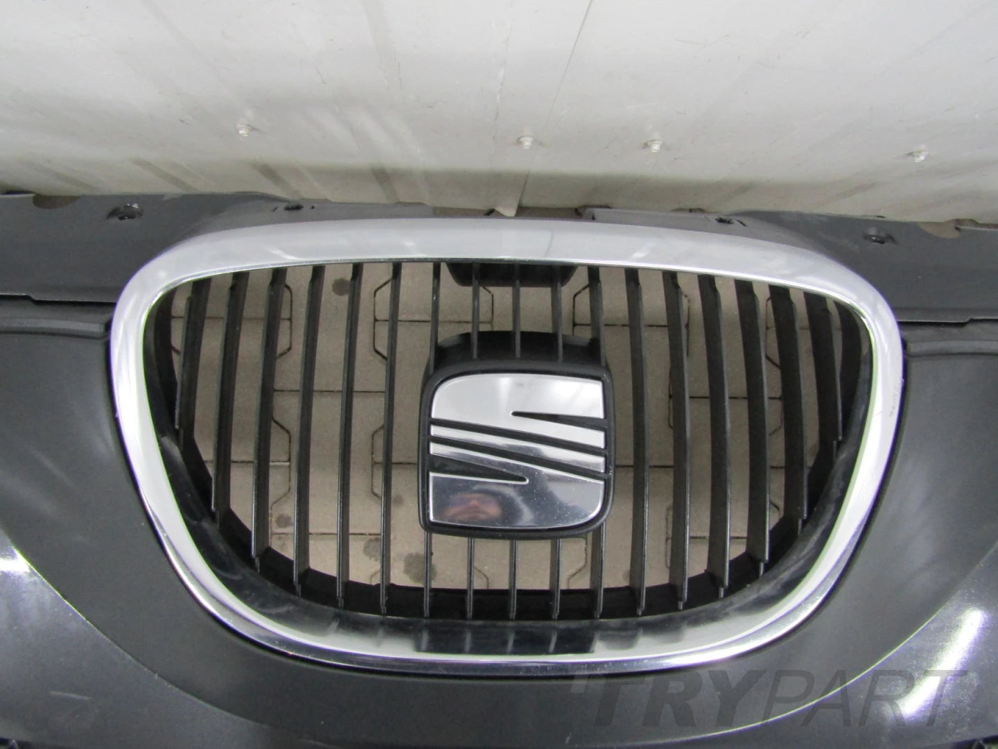 Front Bumper Seat Altea 5P0 04-09
