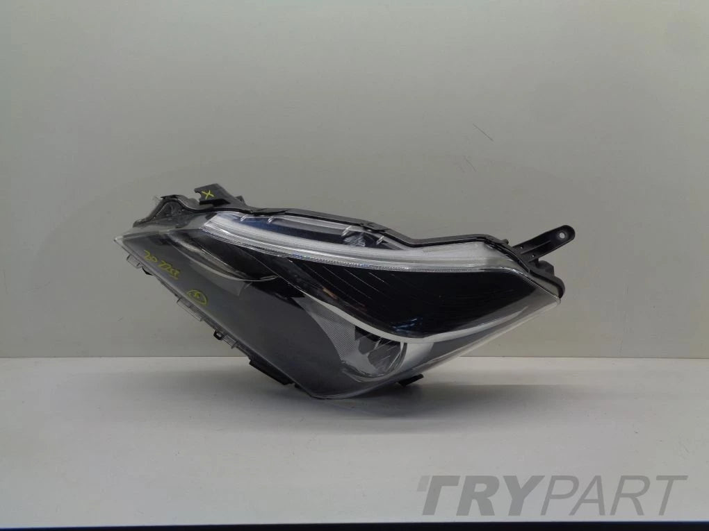 TOYOTA YARIS III LIFT 13- LEFT HEADLIGHT