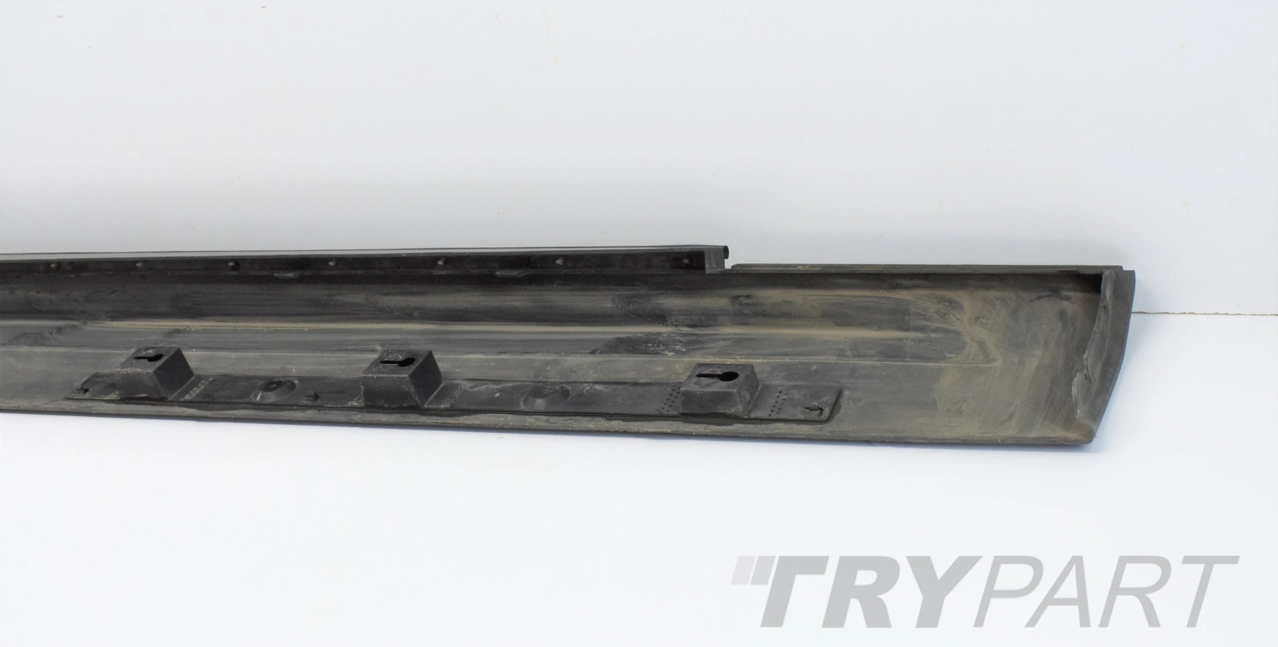 VOLVO V90 II LEFT SILL COVER ORG