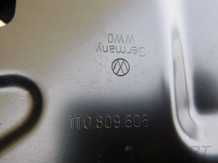 Vw Touran 1T0 10- RIGHT PILLAR 1T0809606
