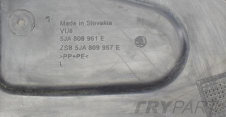 SKODA RAPID 5JA LEFT FRONT FENDER ORG