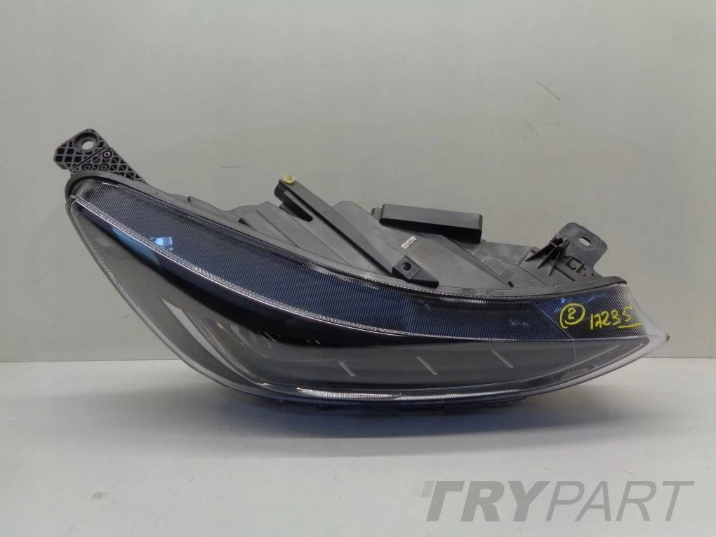 FORD FOCUS MK4 IV LIFT FULL LED 2021- right