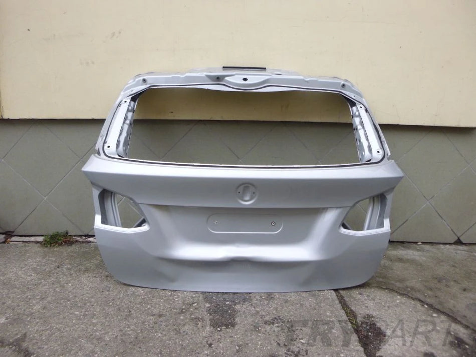 BMW 2 F45 Rear Tailgate