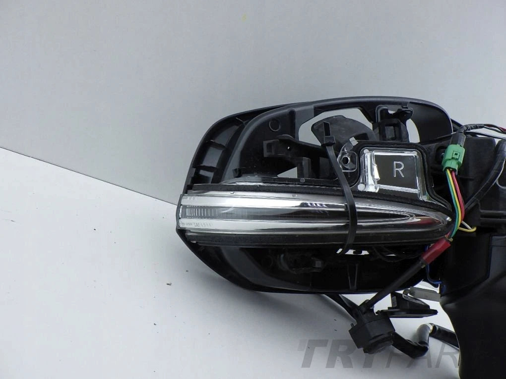TOYOTA HIGHLANDER IV 4 20- CAMERA ASSIST 14+4PIN EU RIGHT MIRROR
