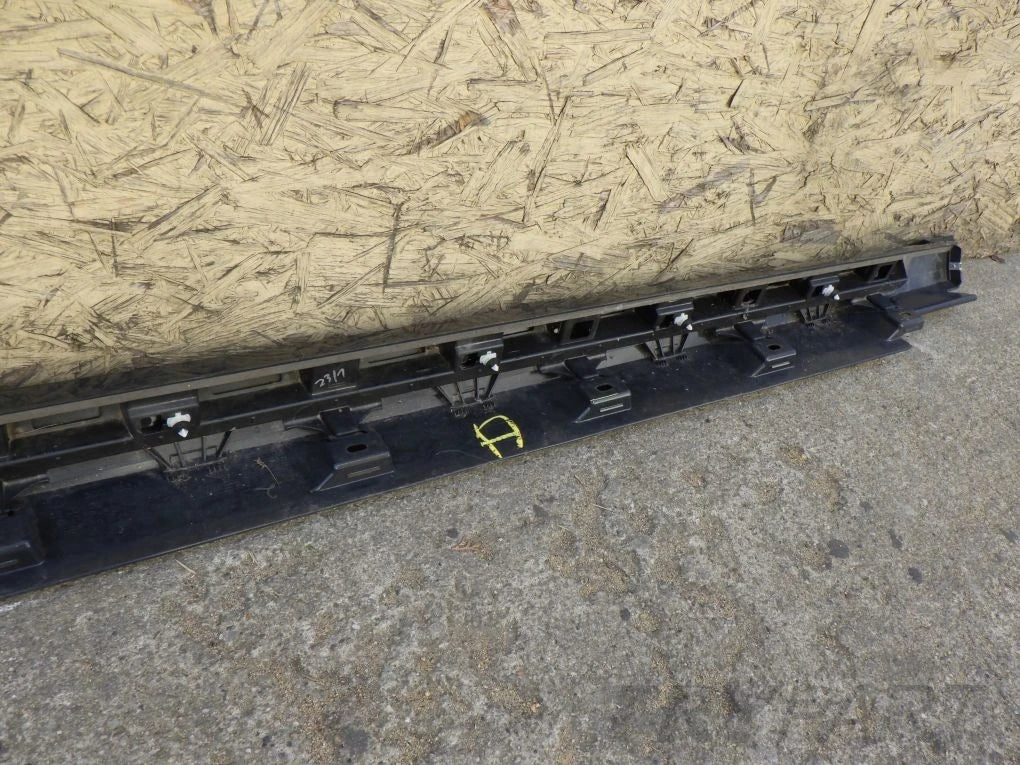 VW PASSAT B8 3G0 14- Door Sill Strip Right Left